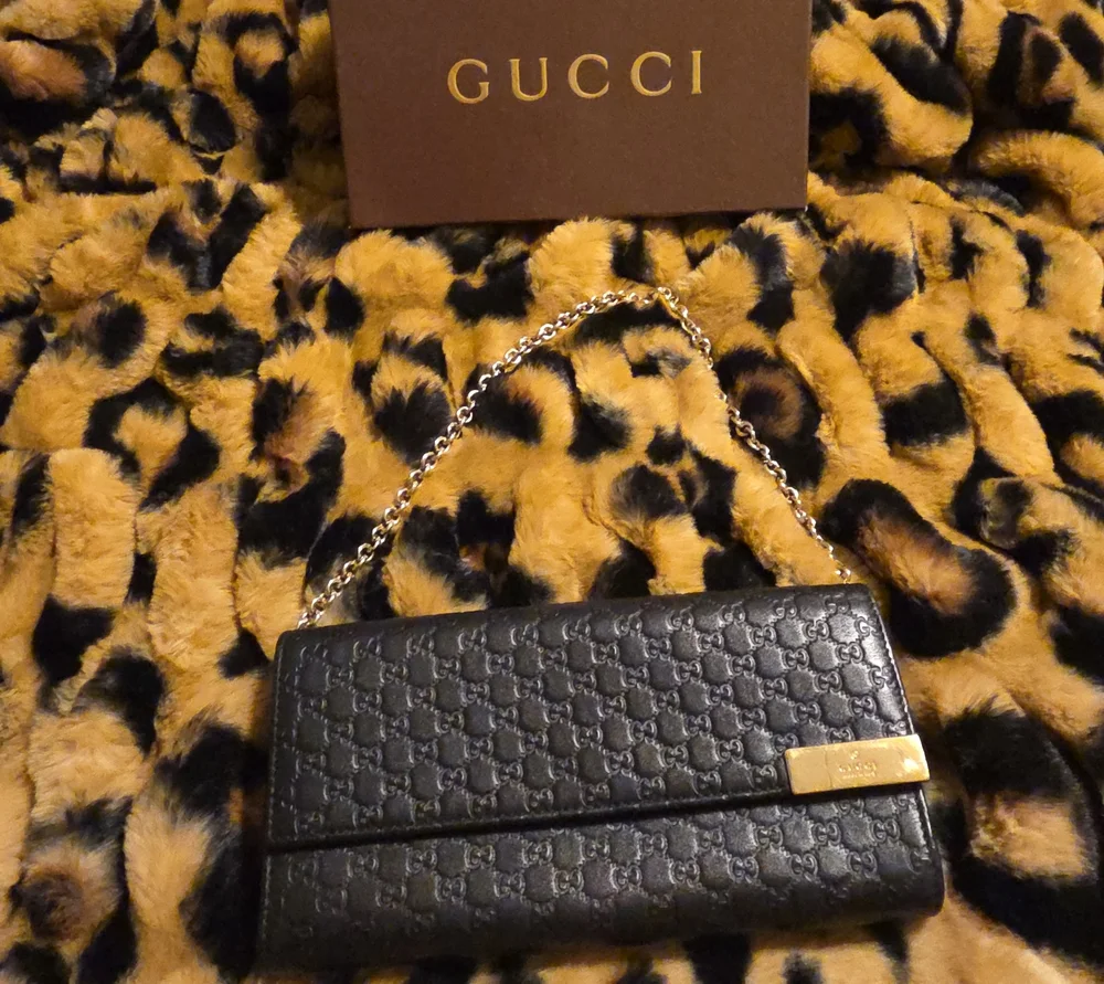 Gucci Black Embossed Leather Chain Wallet with Gold Plaque
